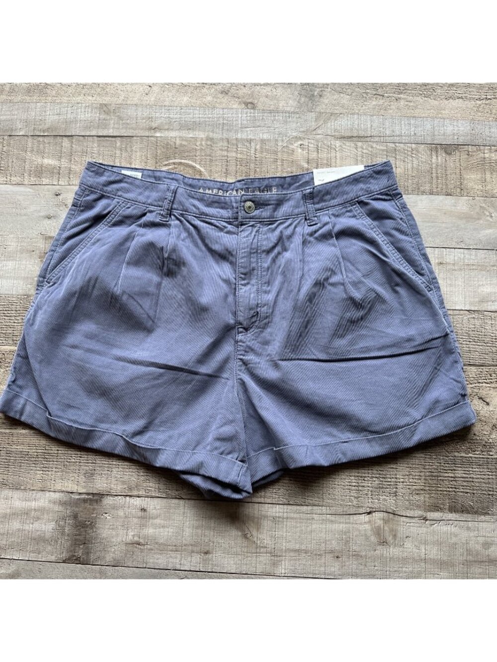 American Eagle 3" Mom Shorts Womens 16 Purple Corduroy High Rise NWT